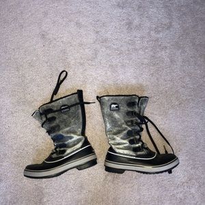 Sorel size 8
